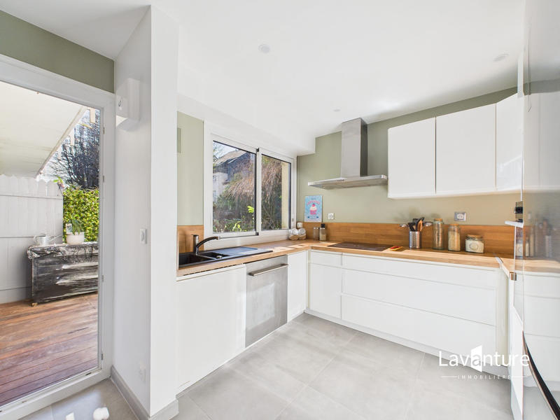 Appartement - 81 m² - 4 pièces