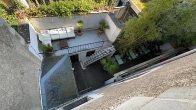 Propriété - 207 m² - 9 pièces