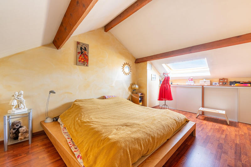 Maison - 110 m² - 5 pièces