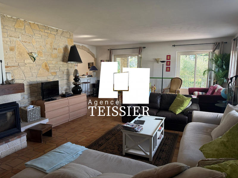 Maison - 184 m² - 5 pièces