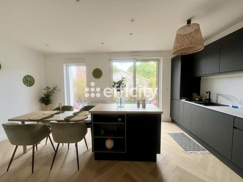 Maison - 126 m² - 5 pièces