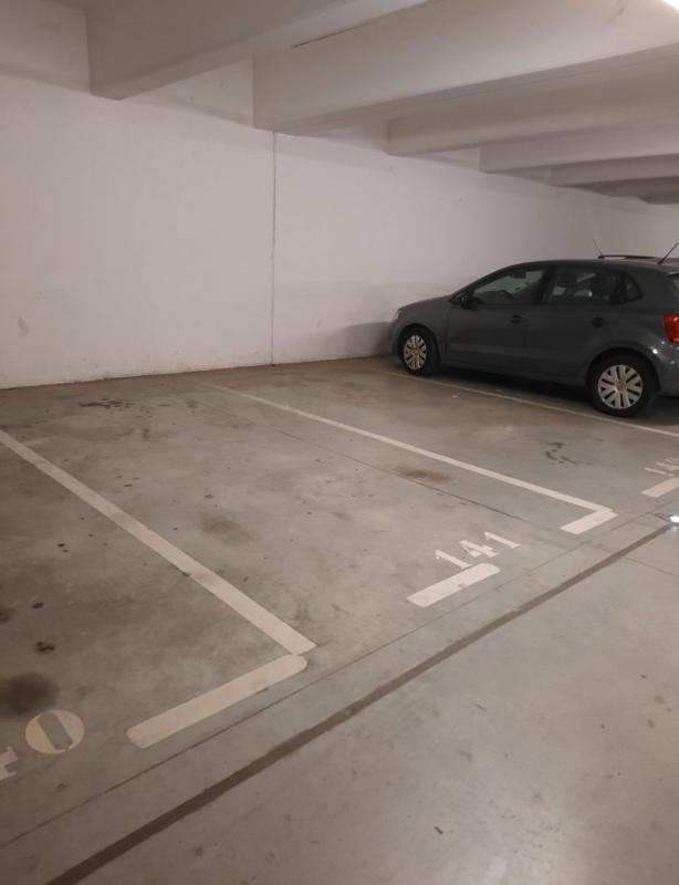 Parking - 11 m²