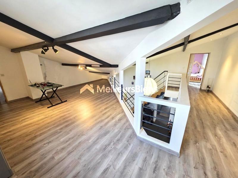 Maison - 160 m² - 5 pièces
