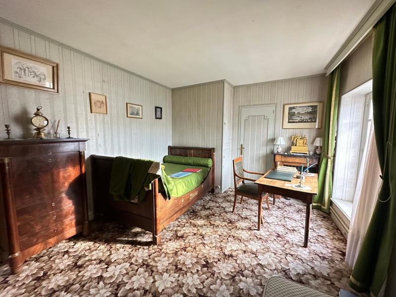 Maison - 200 m² - 6 pièces