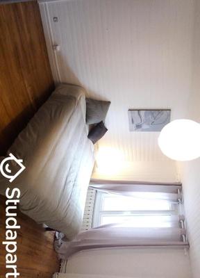 Chambre - 9 m² - 1 pièce