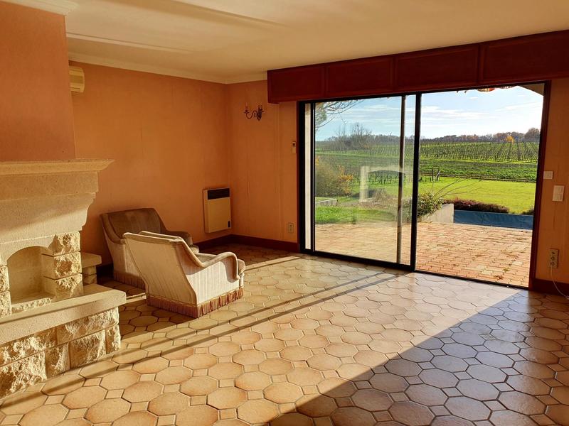 Maison - 182 m² - 7 pièces