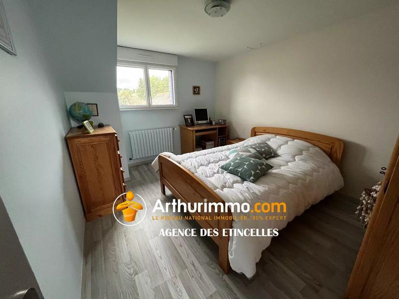 Maison - 185 m² - 9 pièces
