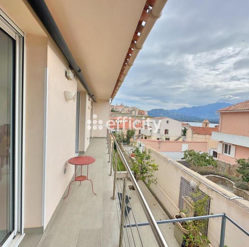 Appartement - 84 m² - 3 pièces