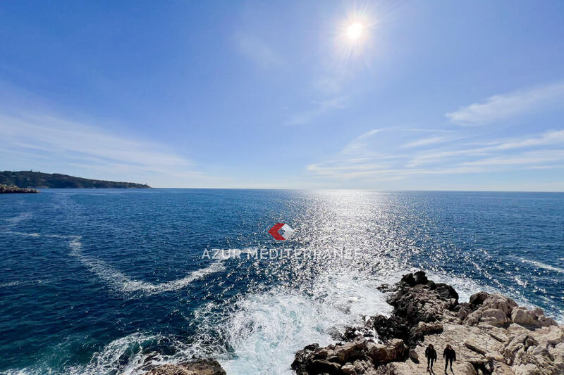 Villa - 247 m² - 5 pièces