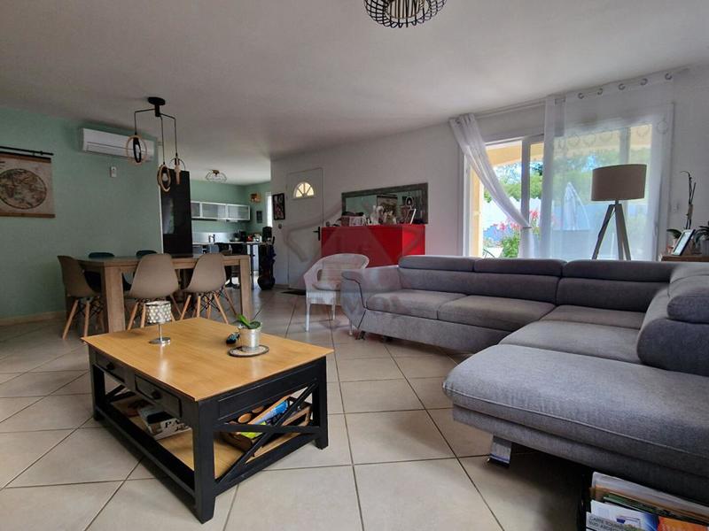 Maison - 105 m² - 4 pièces
