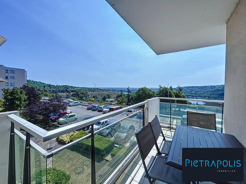 Appartement - 104 m² - 5 pièces