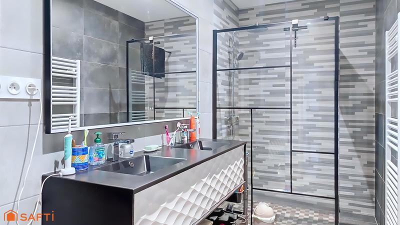 Maison - 95 m² - 4 pièces