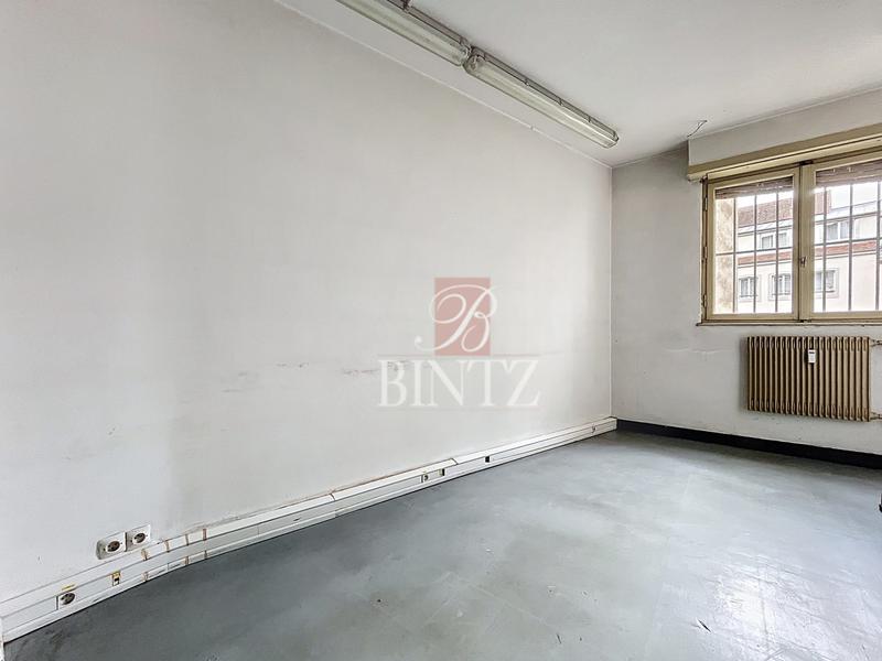 Bureau - 110 m² - 5 pièces