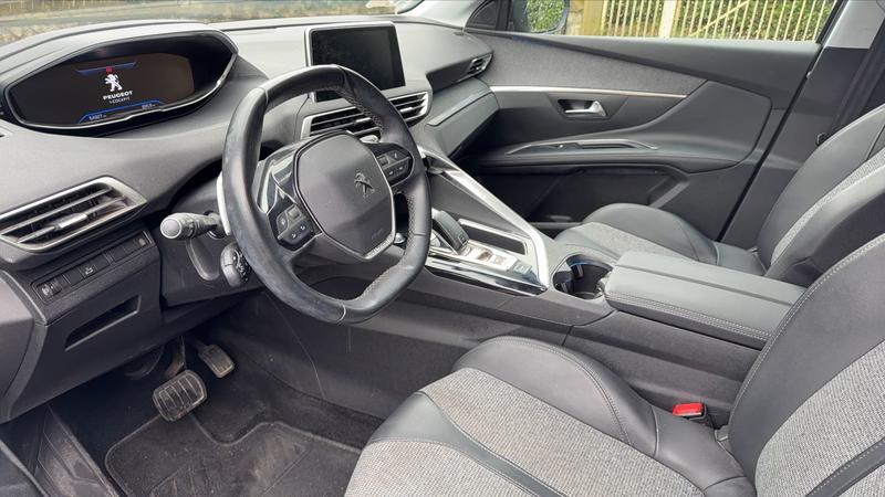 Peugeot 5008 II 1.2 Puretech 130 Eat8 Allure