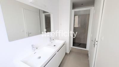 Appartement - 72 m² - 4 pièces