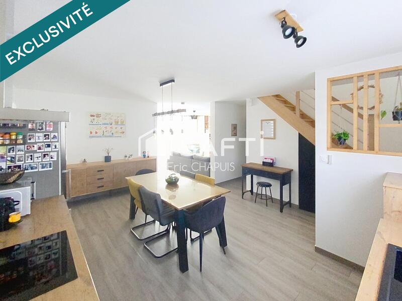 Maison - 136 m² - 6 pièces