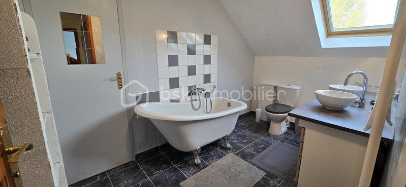 Longère - 215 m² - 6 pièces