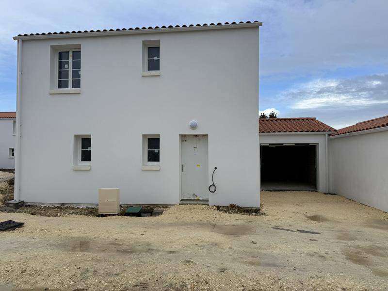 Maison - 84 m² - 4 pièces