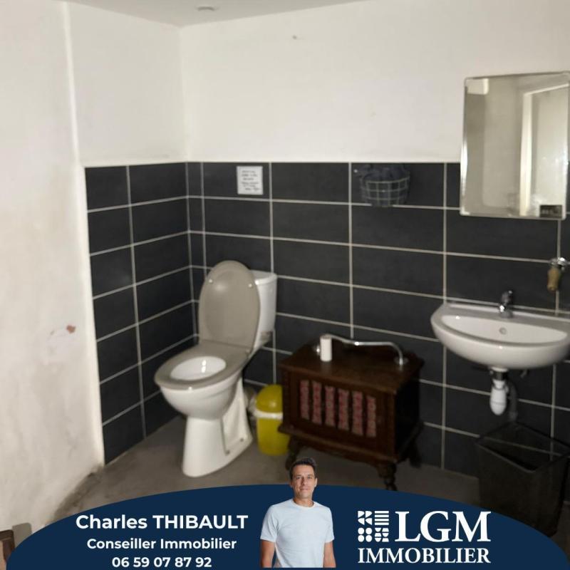 Appartement - 100 m² - 2 pièces