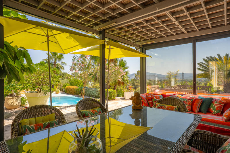 Mas - 240 m² - 6 pièces