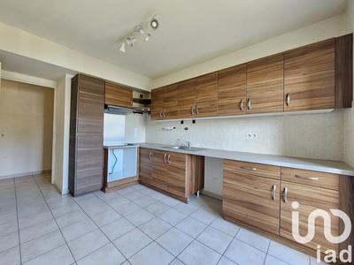 Appartement - 75 m² - 3 pièces