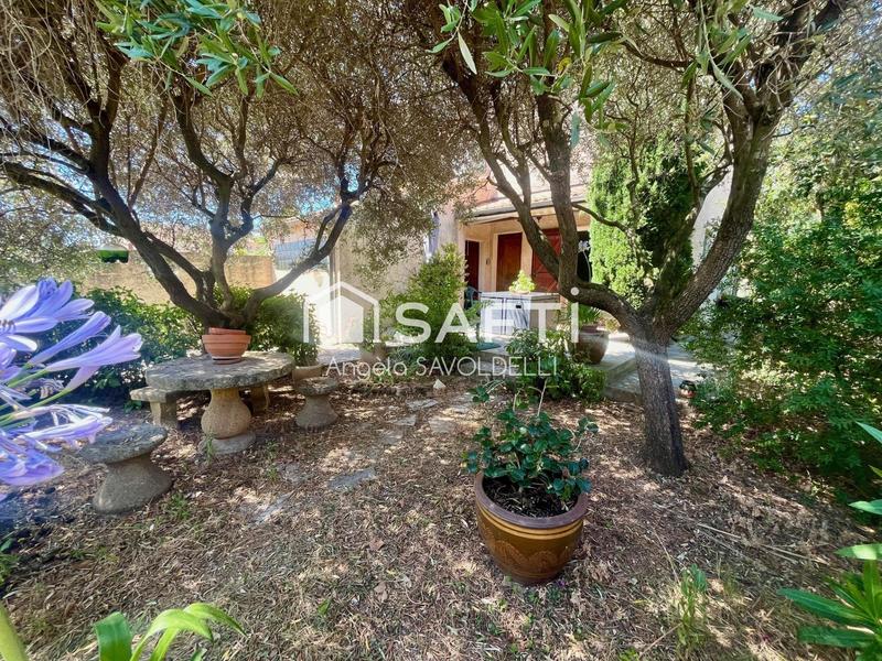 Maison - 96 m² - 5 pièces