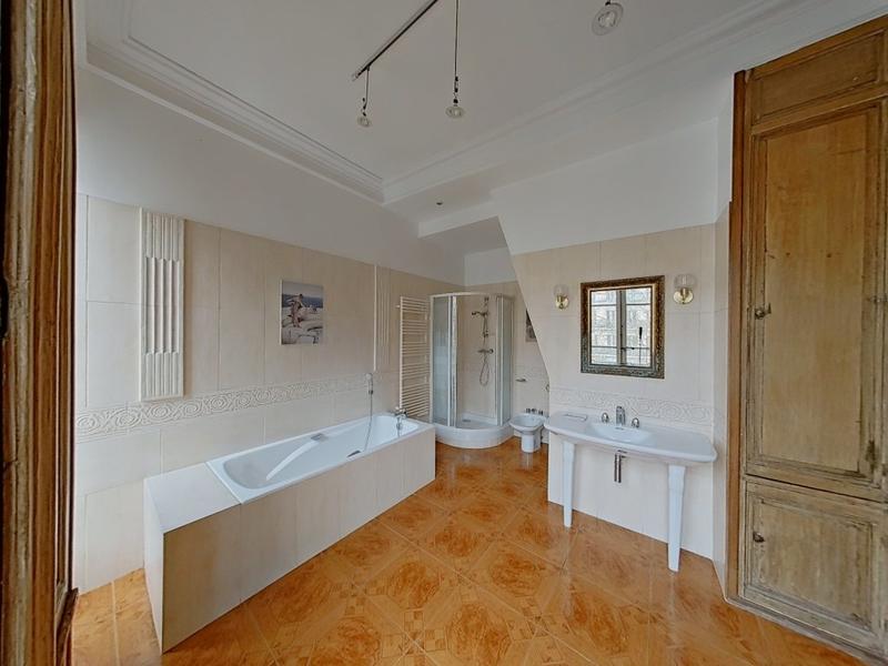 Appartement - 126 m² - 3 pièces