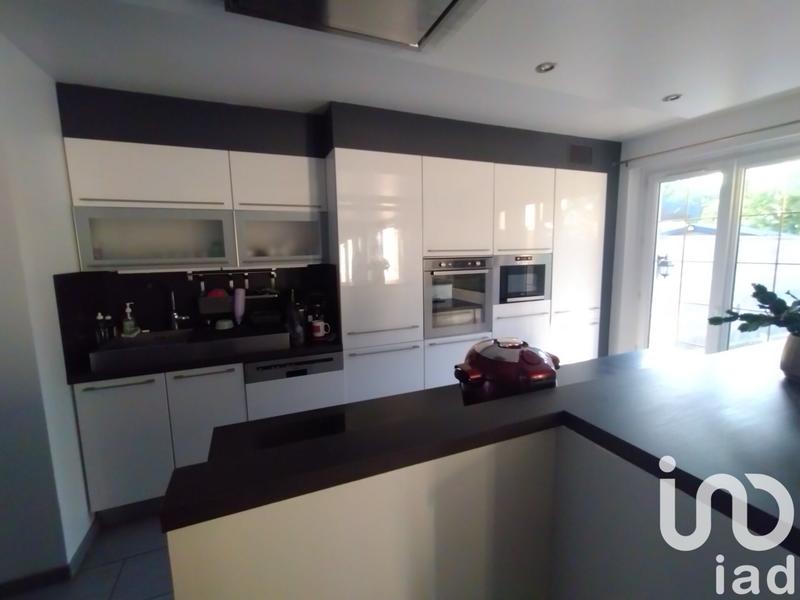 Maison - 102 m² - 5 pièces