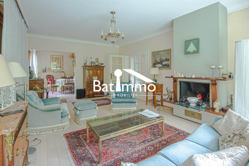 Maison traditionnelle - 134 m² - 6 pièces