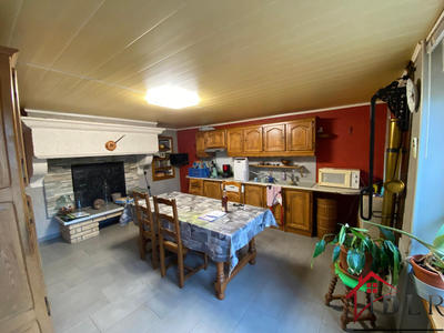 Maison - 145 m² - 6 pièces