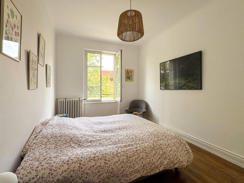 Appartement - 137 m² - 6 pièces