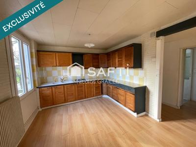 Appartement - 85 m² - 4 pièces