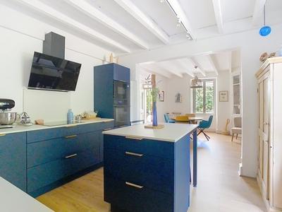 Maison - 231 m² - 10 pièces