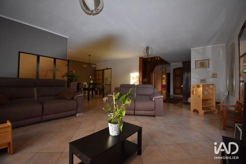 Maison - 194 m² - 4 pièces