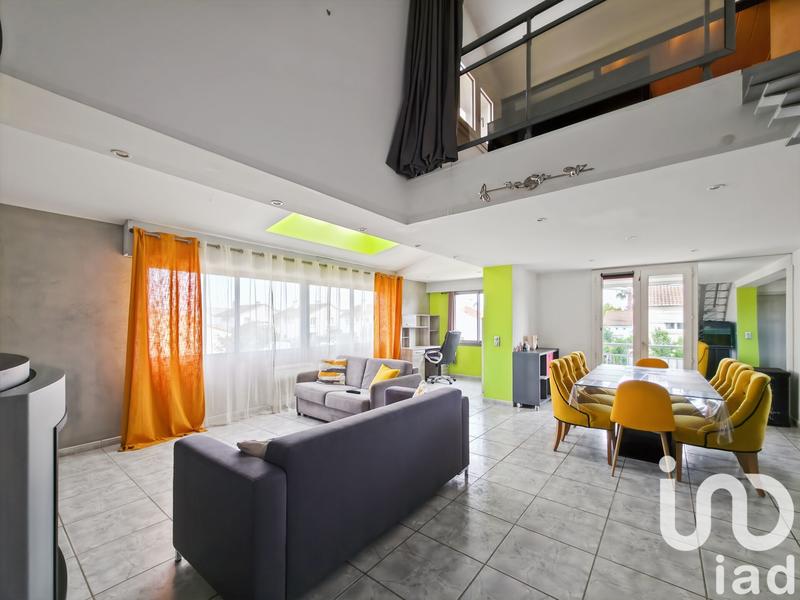 Maison - 206 m² - 8 pièces