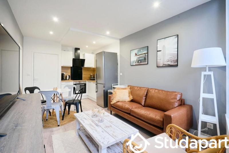 Chambre - 12 m² - 1 pièce