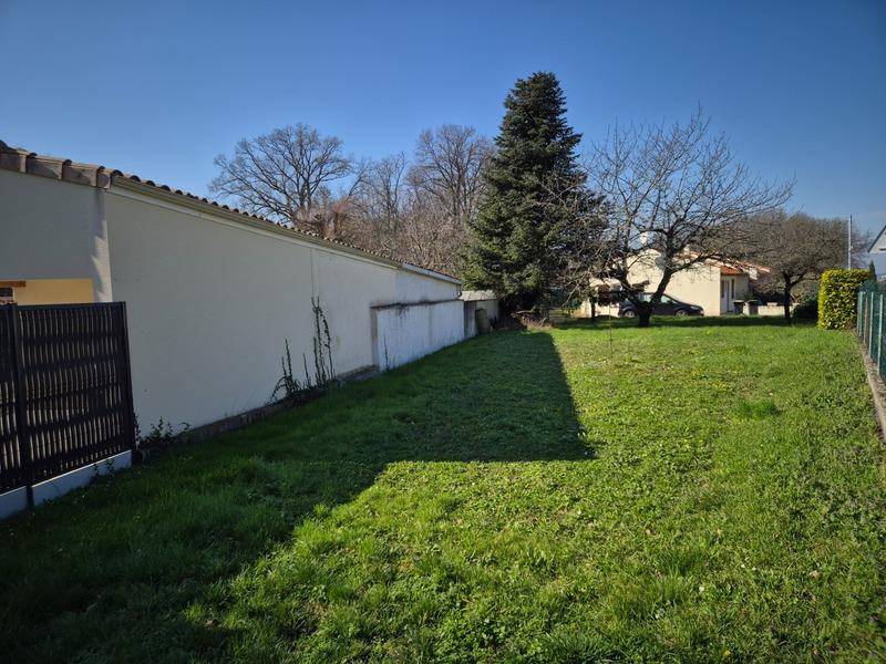 Terrain constructible - 400 m²