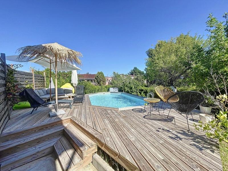 Appartement - 85 m² - 4 pièces