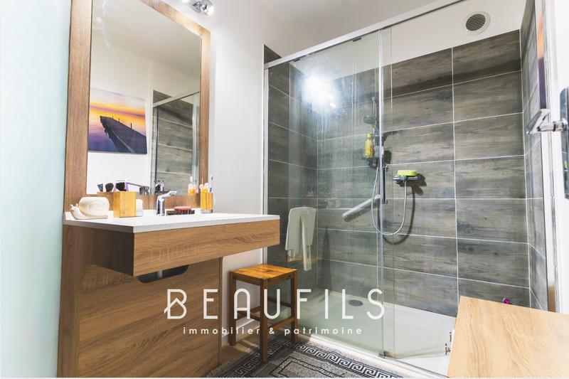 Appartement - 84 m² - 3 pièces