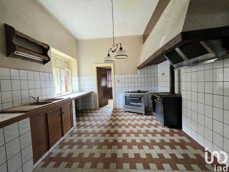 Maison - 530 m² - 11 pièces