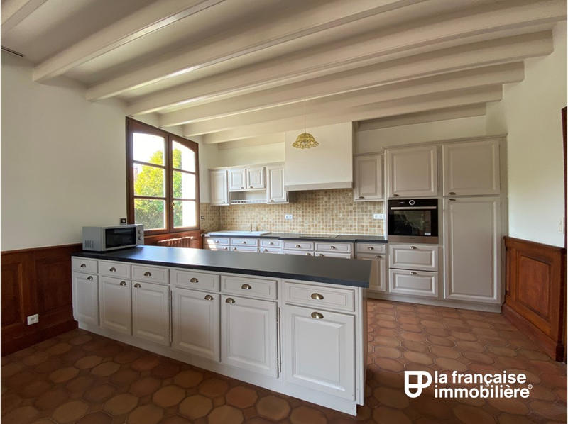 Maison - 182 m² - 6 pièces