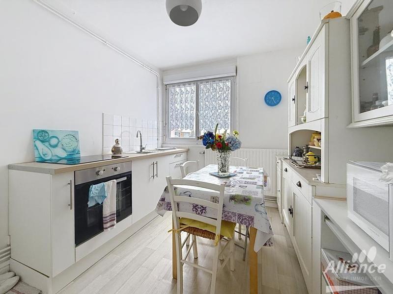 Appartement - 79 m² - 4 pièces