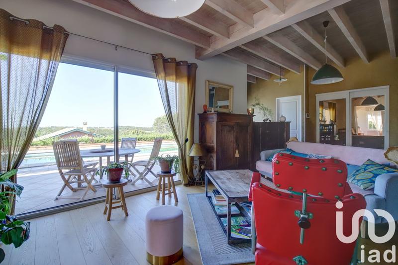 Maison - 159 m² - 6 pièces