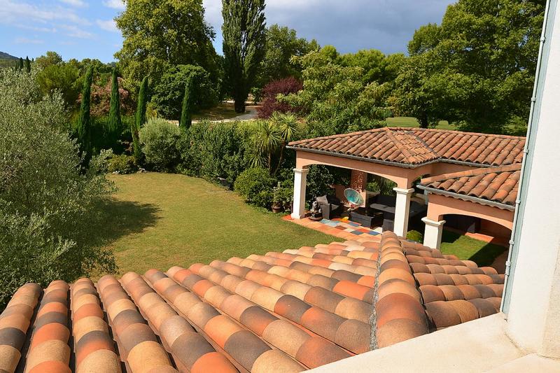 Maison - 205 m² - 7 pièces