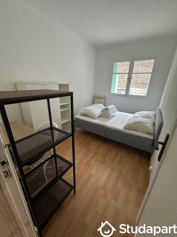 Chambre - 13 m² - 1 pièce
