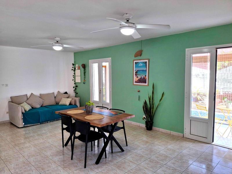 Maison - 95 m² - 4 pièces