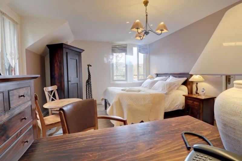 Maison de maîtres - 576 m² - 26 pièces