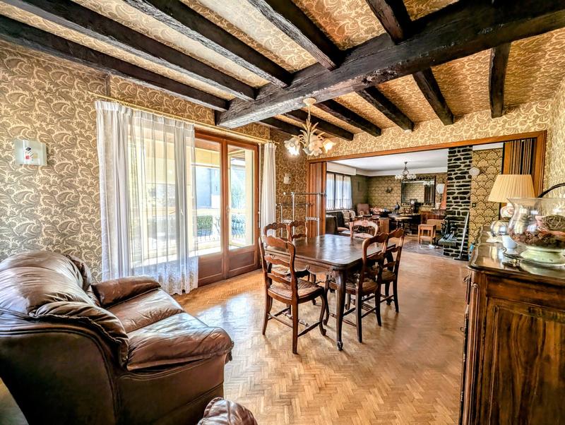 Immeuble - 302 m² - 1 pièce