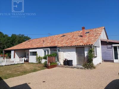 Maison - 172 m² - 8 pièces