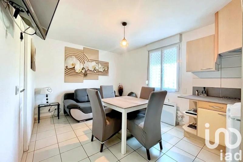 Maison - 298 m² - 12 pièces